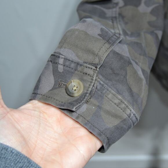 Express Woman's Full Zip Camo Military Utility Jacket Size XS - Picture 6 of 9